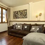 Loppe - Mountain Four-bedroom Hidden Gem