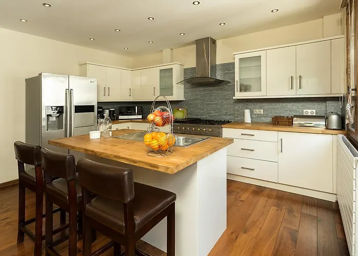 فيلة Loppe - Mountain Four-bedroom Hidden Gem *